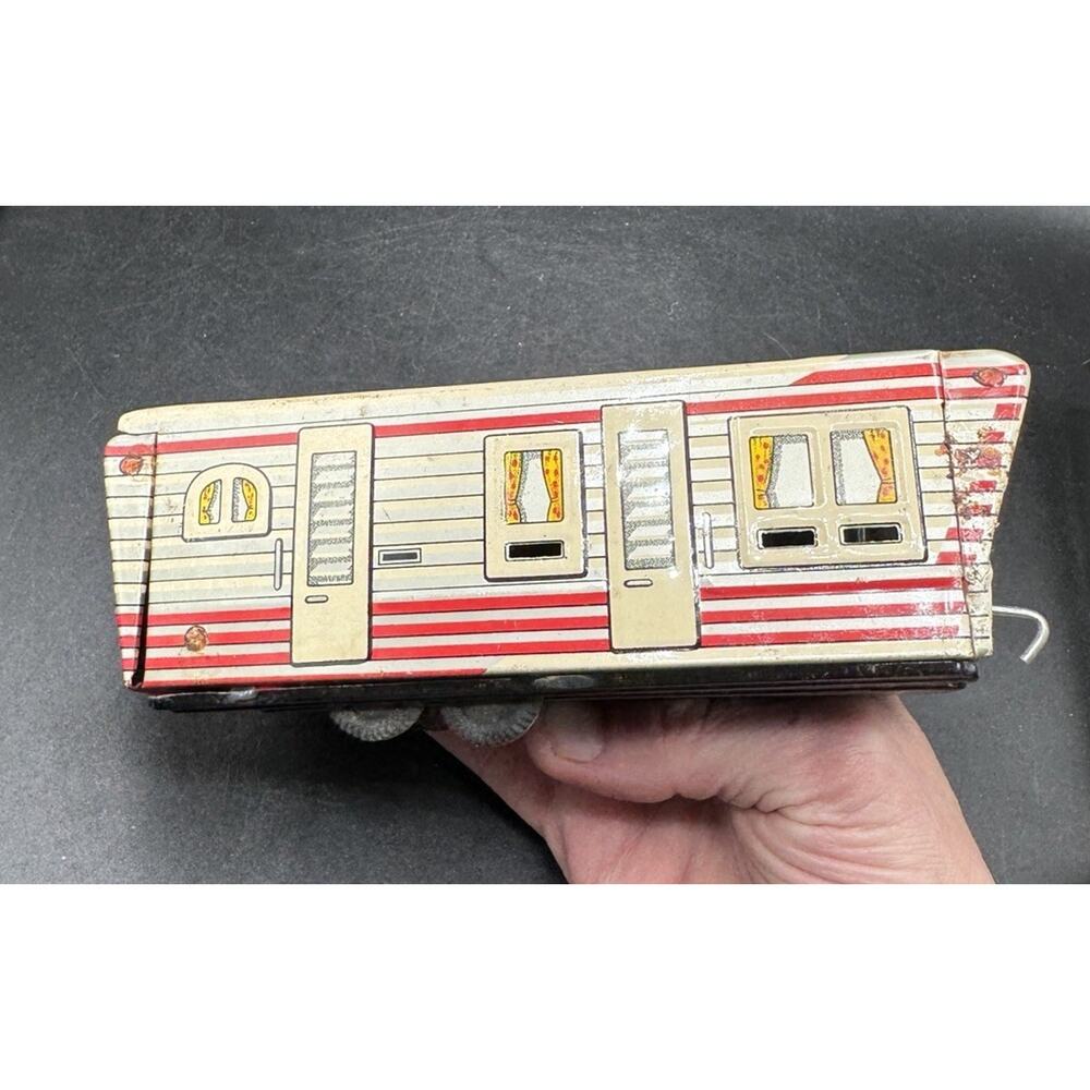Vintage 1950s MRK Tin Litho Pull Behind Camper Trailer Toy Made In Japan -T10